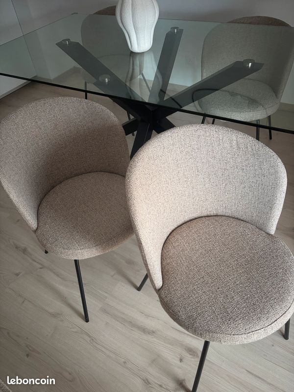 Chaises de salle à manger design (image 1)