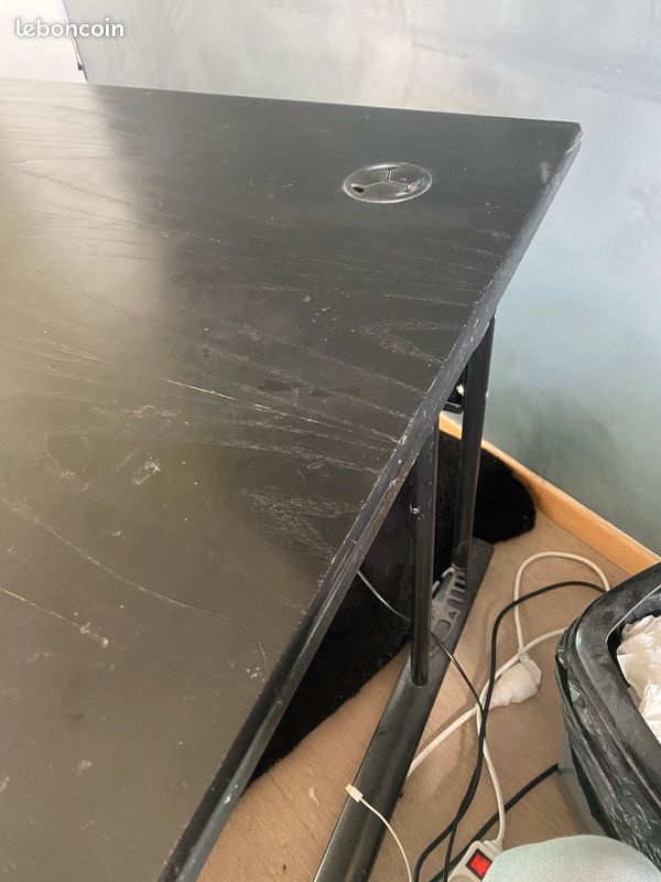 Bureau Noir en bois (image 2)