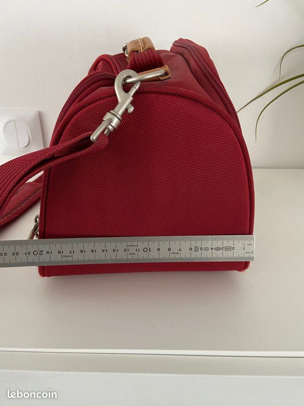 Trousse De Toilette Vintage En Simili Cuir Bordeaux - Élégante Et Pratique Pour Voyage