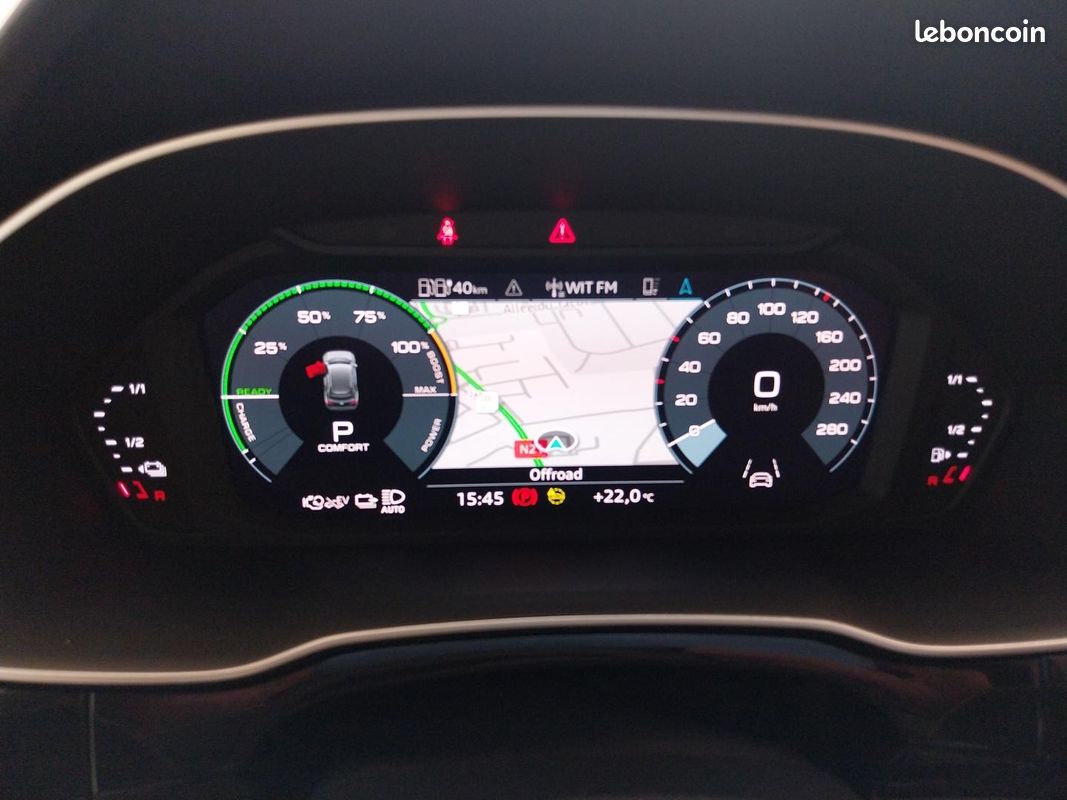 AUDI Q3 45 TFSIe 245 ch S tronic 6 S line (image 15)