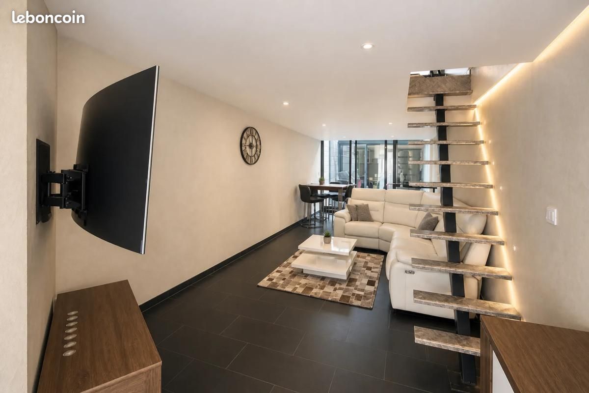 Maison 6 pièces 135 m² · à Orléans · 135 m² · 385 000 €