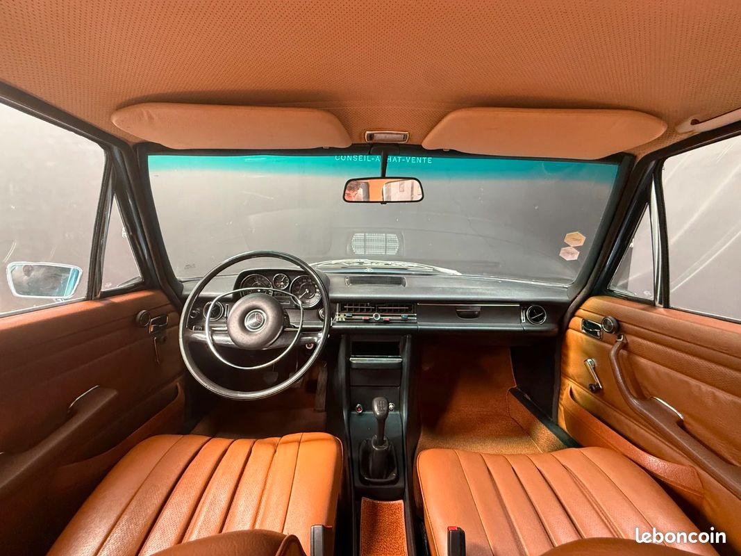 MERCEDES 230 TYPE W114 120ch BVM 5 2.3 (image 13)