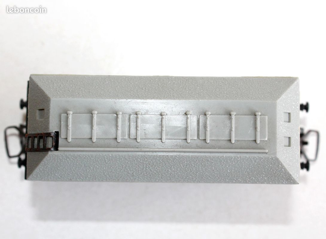 JOUEF/HORNBY: trémie céréalier SNCF MONFER FRANCE réf. HJ6044