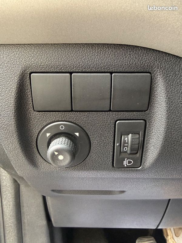 Peugeot Partner 1.6hdi 75 2eme main excellent etat (image 14)