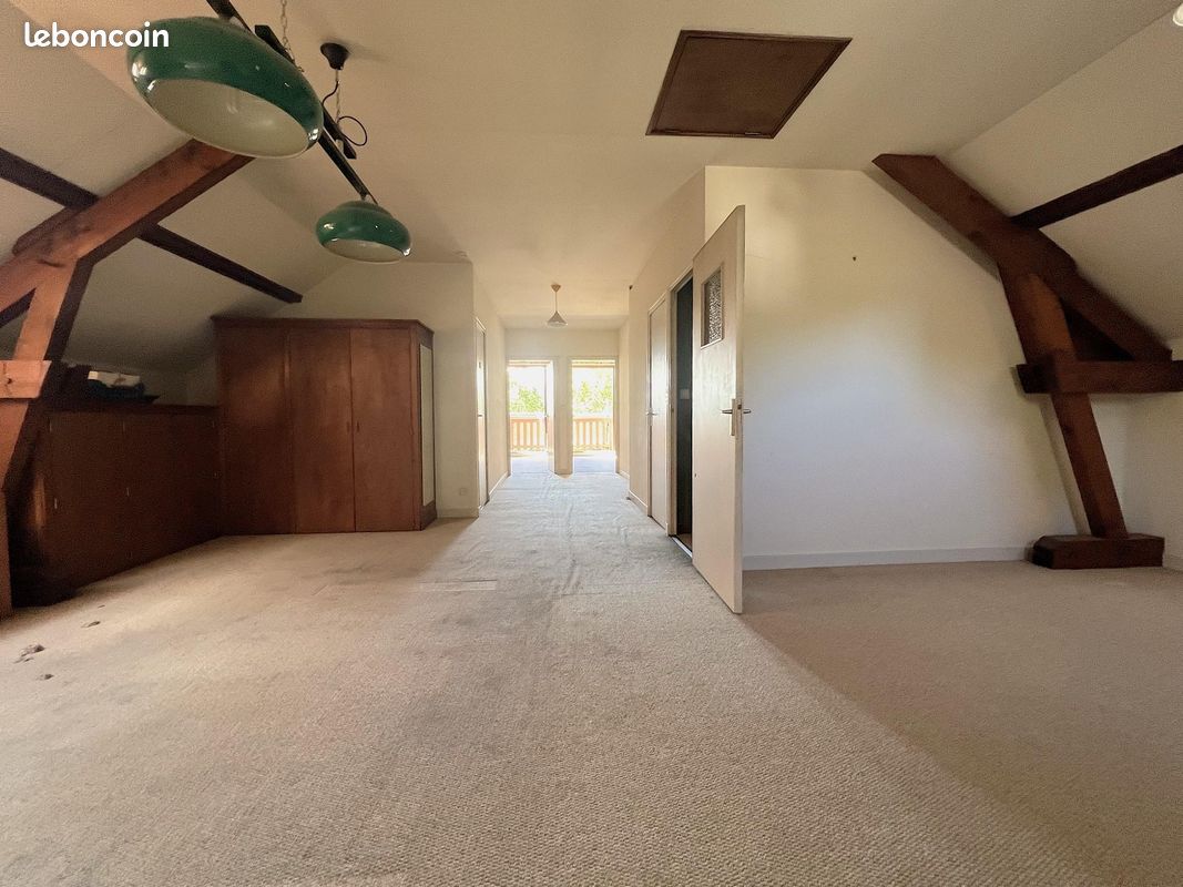 Vente / Virieu-le-Grand / Maison 170m² avec dépendances / 6p / 4ch / Garage double / Terrain 4777m² (image 12)