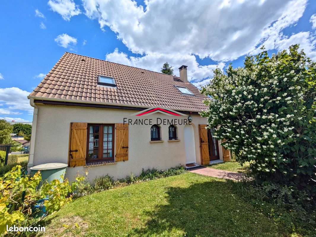 Maison 6 pièces 100 m² · à Le Plessis-Bouchard · 100 m² · 394 000 €