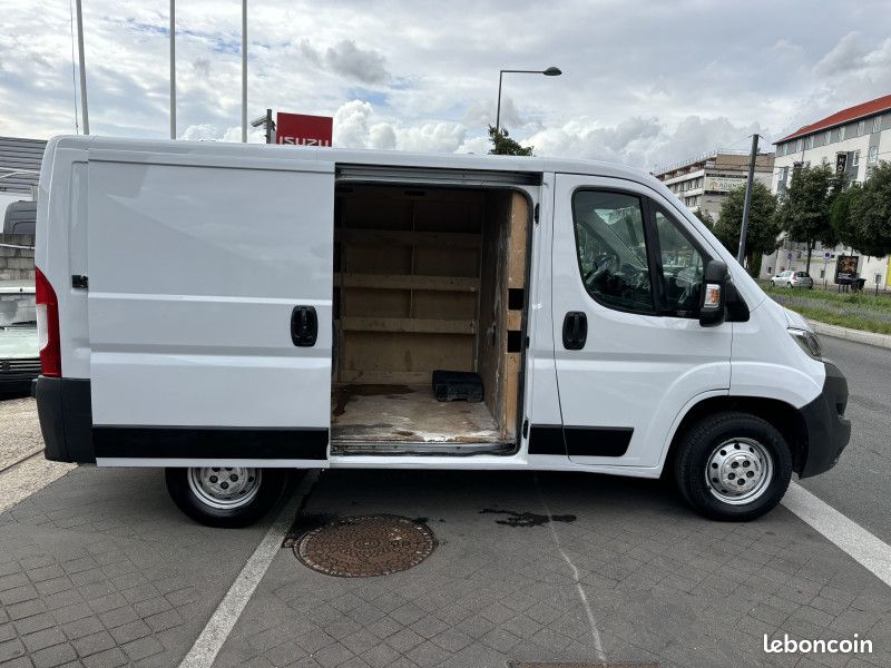 Fiat DUCATO FG 3.0 CH1 2.3 MULTIJET 130CH PACK (image 4)