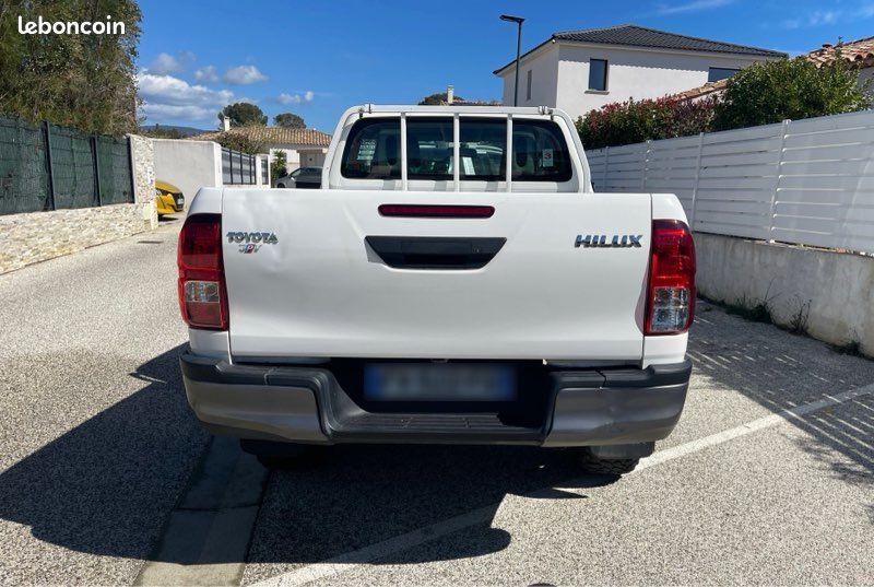 Toyota Hilux MY2020 Xtracab BVM (image 3)