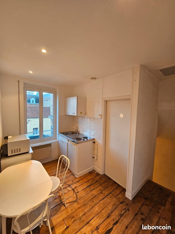 Appartement 3 pièces 21 m² · à Saint-Quentin · 21 m² · 390 €/mois