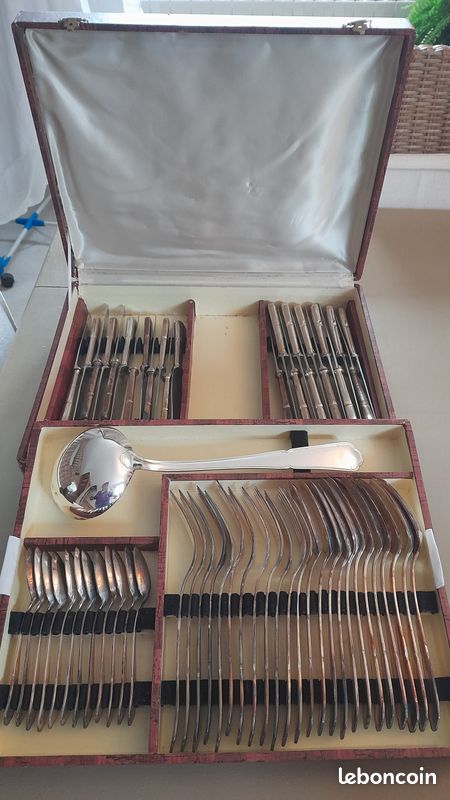 Ménagère argentée 61 pieces François Frionnet (image 1)