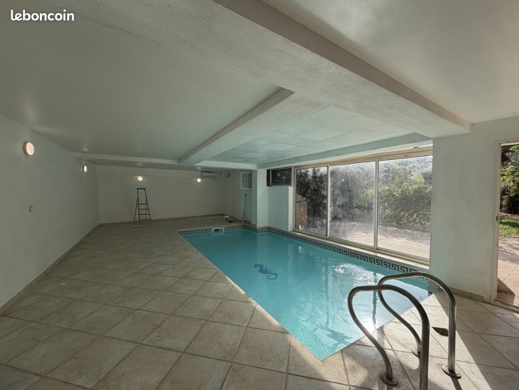 Maison 5 pièces 134 m² · à Bandol · 134 m² · 2 540 €/mois