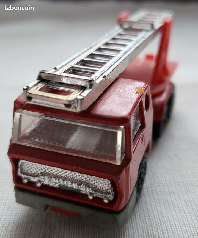 Camion De Pompiers Joustra AX110 - Grande Échelle - Tôle - 38 Cm - 1966 - Réf. 800 - Bernard