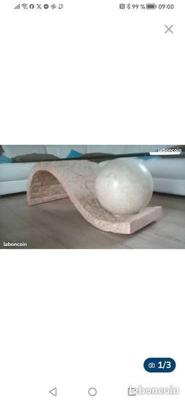 Table de salon en parfait état (image 1)