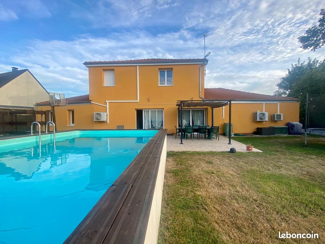 Maison 6 pièces 207 m² · à Gauchy · 207 m² · 299 500 €