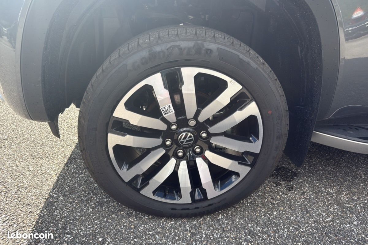 Volkswagen Amarok V6 240 BVA10 AVENTURA 4PL (image 17)