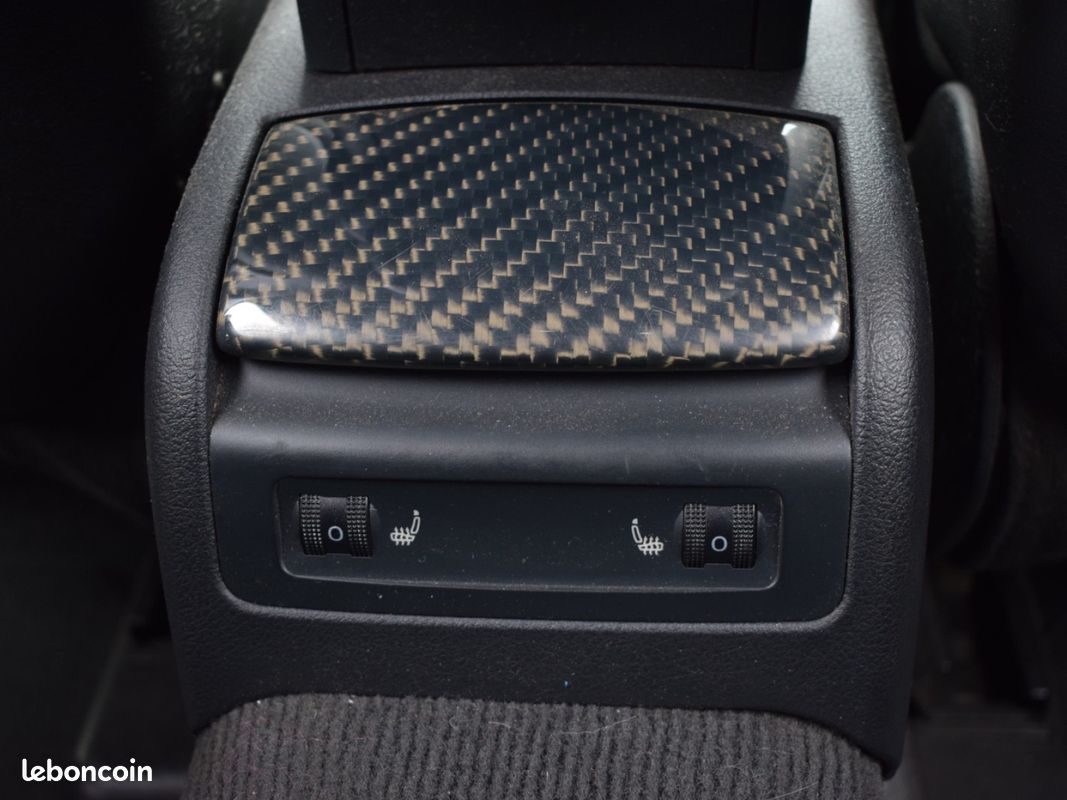 Audi rs4 avant b7 4.2 v8 420cv quattro bvm6 / pack f1 / pack carbone / disques ceramique / systeme bose (image 21)