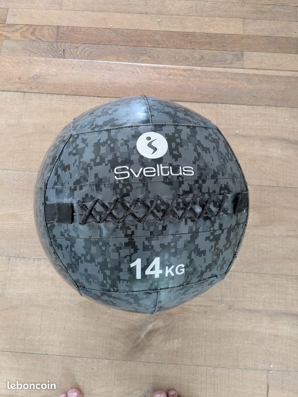 Wall Ball Sveltus - Ballon De Musculation 35cm Pour Exercices Fonctionnels - Orange/Noir