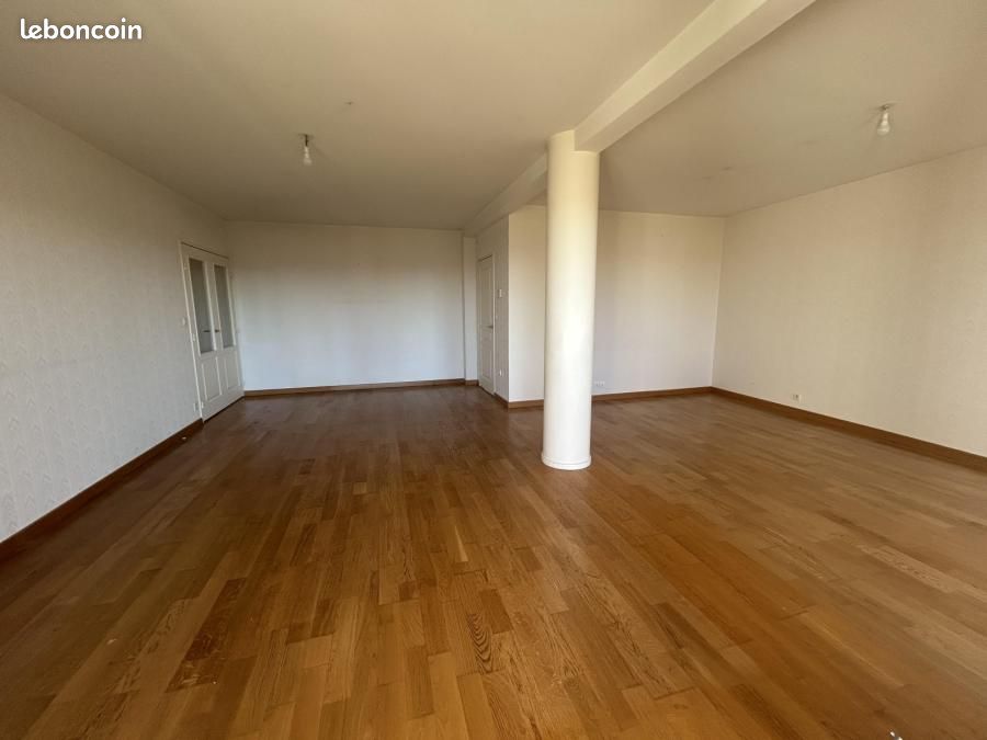 Appartement 3 pièces 150 m² · au Mans · 150 m² · 1 300 €/mois