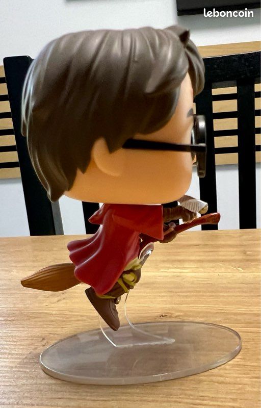 Funko Pop Harry Potter on broom #31 Collection