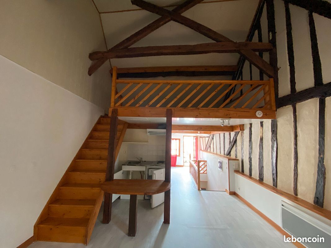 Appartement 1 pièce 34 m² · à Aubigny-sur-Nère · 34 m² · 430 €
