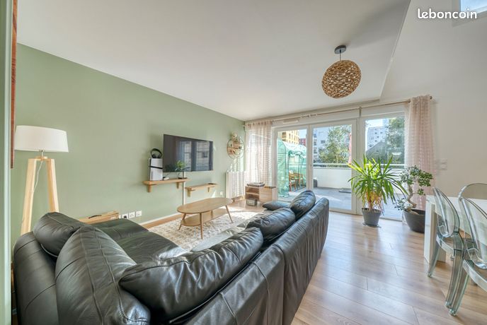 Duplex 4 pièces 87 m² — 12