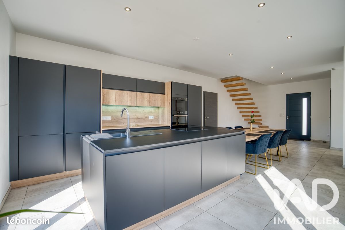 Maison 4 pièces 105 m² · à Trieux · 105 m² · 310 000 €