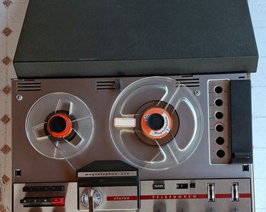 ② Magnetophones à Bandes de Collection