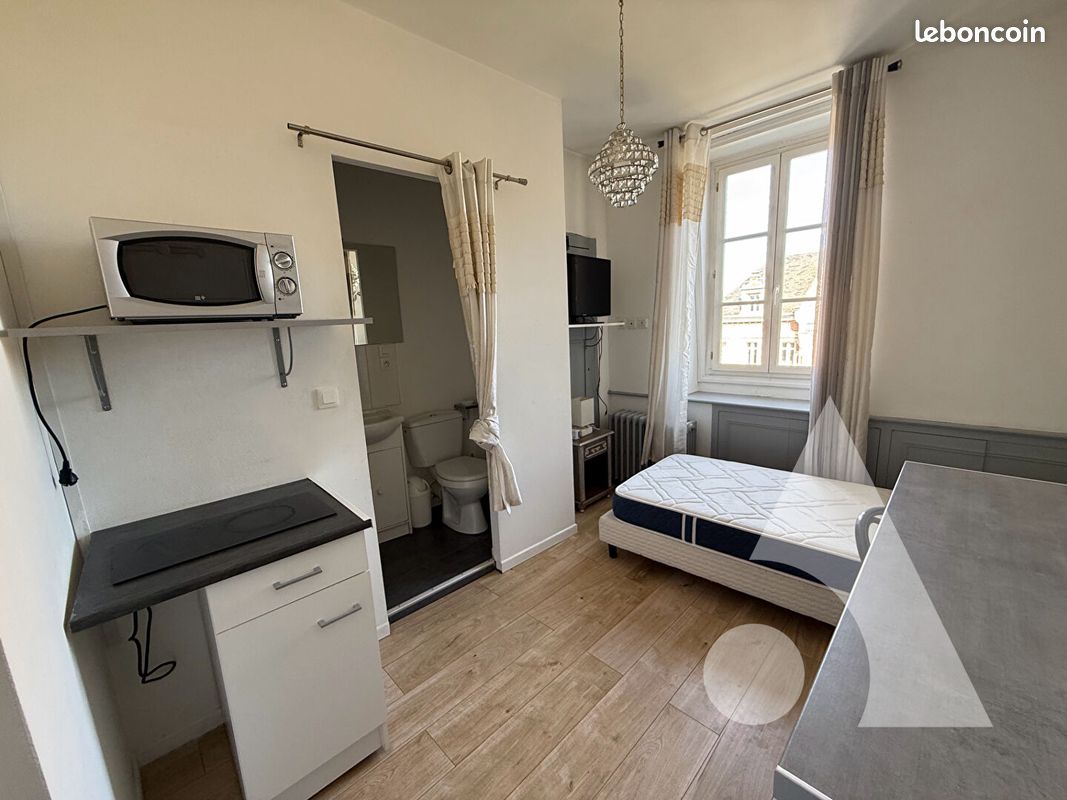 Appartement 1 pièce 10 m² · à Troyes · 10 m² · 320 €/mois