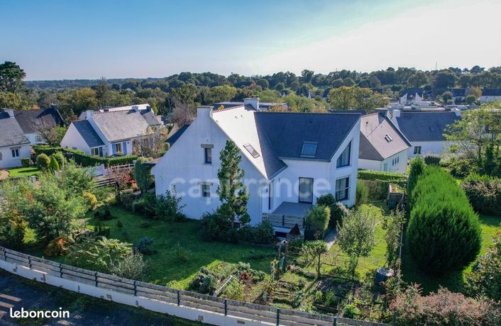 Maison 10 pièces 297 m²