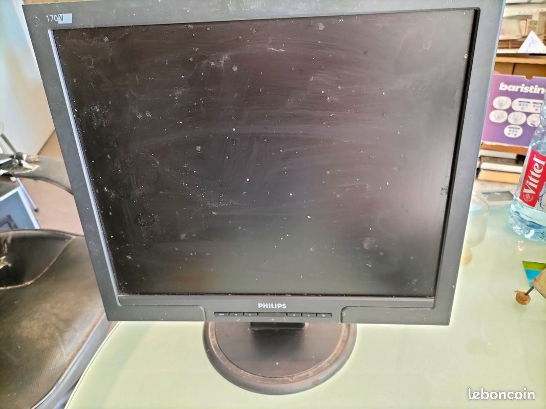 2 TOURS ACER ASPIRE WINDOWS 7 et XP en Panne + Boîte à Musique LABTEC + ÉCRAN/ CLAVIER ( Au Choix possible) (image 19)