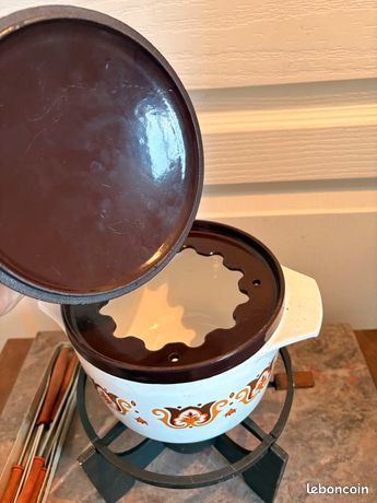 ENSEMBLE FONDUE COUSANCES chaudron orange fonte vintage rare Creuset