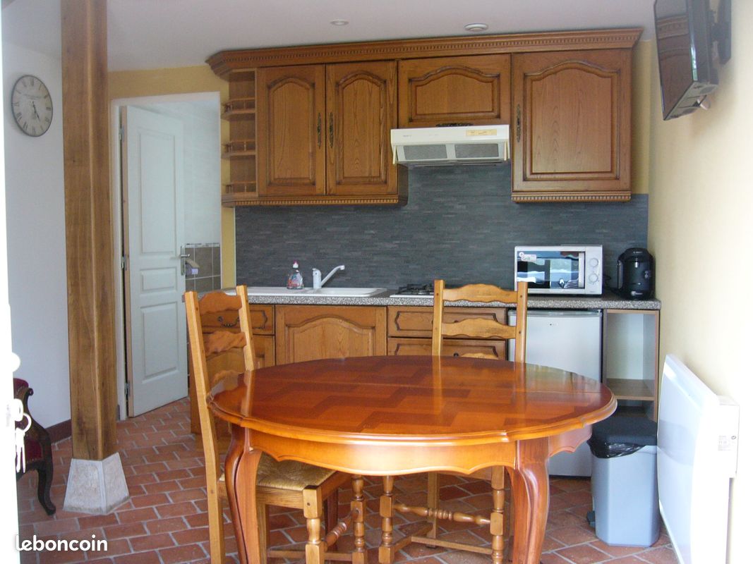 Appartement 1 pièce 40 m² · à Dampierre-en-Burly · 40 m² · 750 €/mois