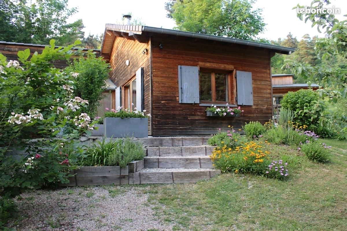 Maison 6 pièces 117 m² · à Tence · 117 m² · 259 000 €