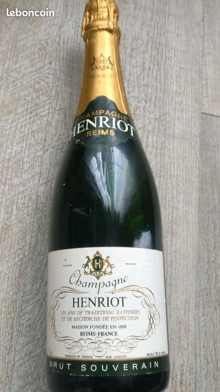 Henriot brut souverain Bouteille champagne collection des années 1970 avec boîte (image 1)