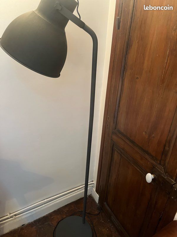 Lampe IKEA (image 1)