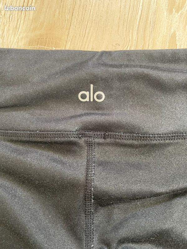 Legging yoga avec motifs papillons - Alo yoga - Taille M (image 3)