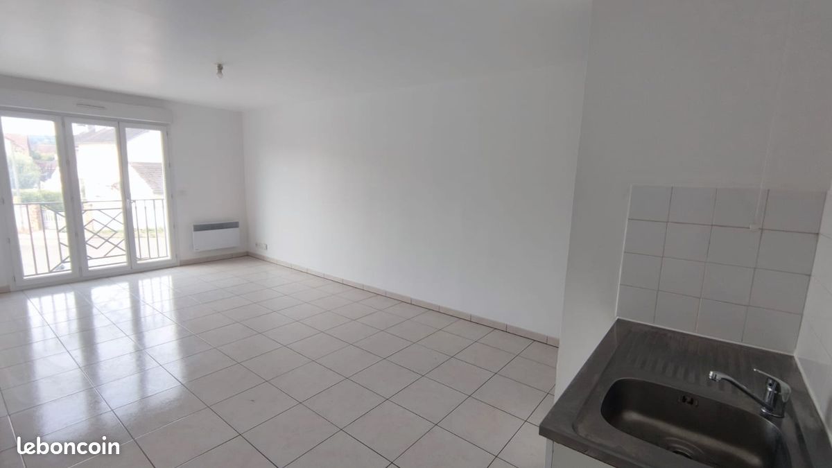 Appartement 3 pièces 57 m² · à Rosny-sur-Seine · 57 m² · 834 €