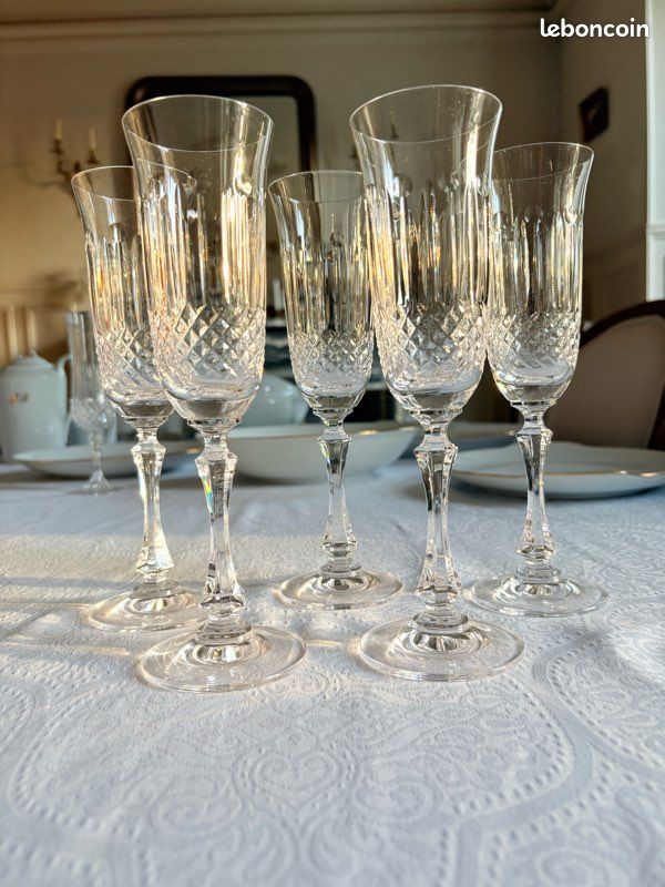 5 flûtes à champagne en Cristal taillé Artisanat de Lorraine (image 8)