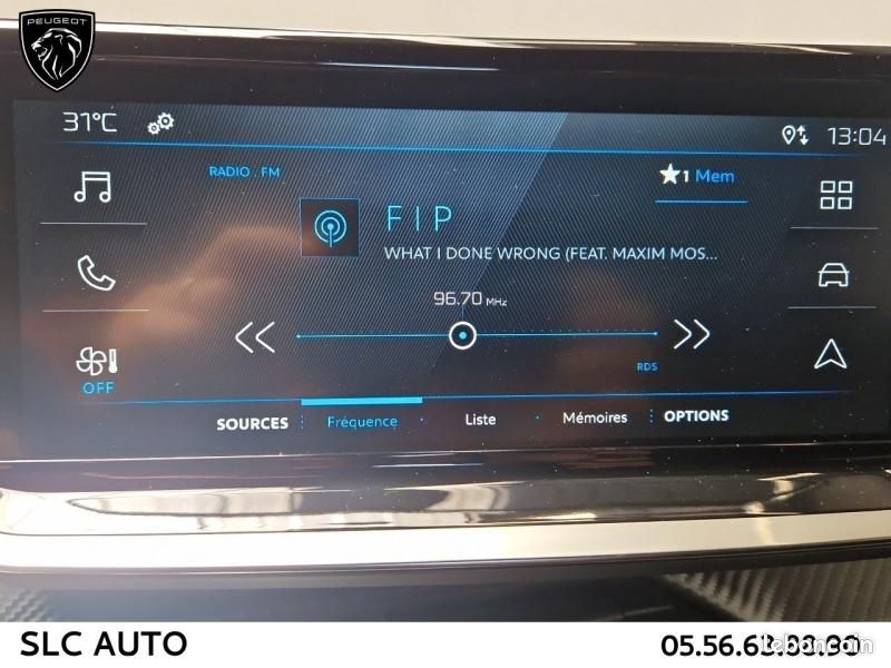 Peugeot 2008 1.2 Hybrid 136ch Style e-DCS6 (image 16)