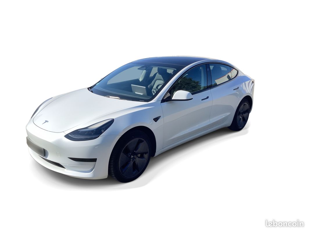 Tesla Model 3 2023 RWD - Véhicule d'occasion certifié (image 1)