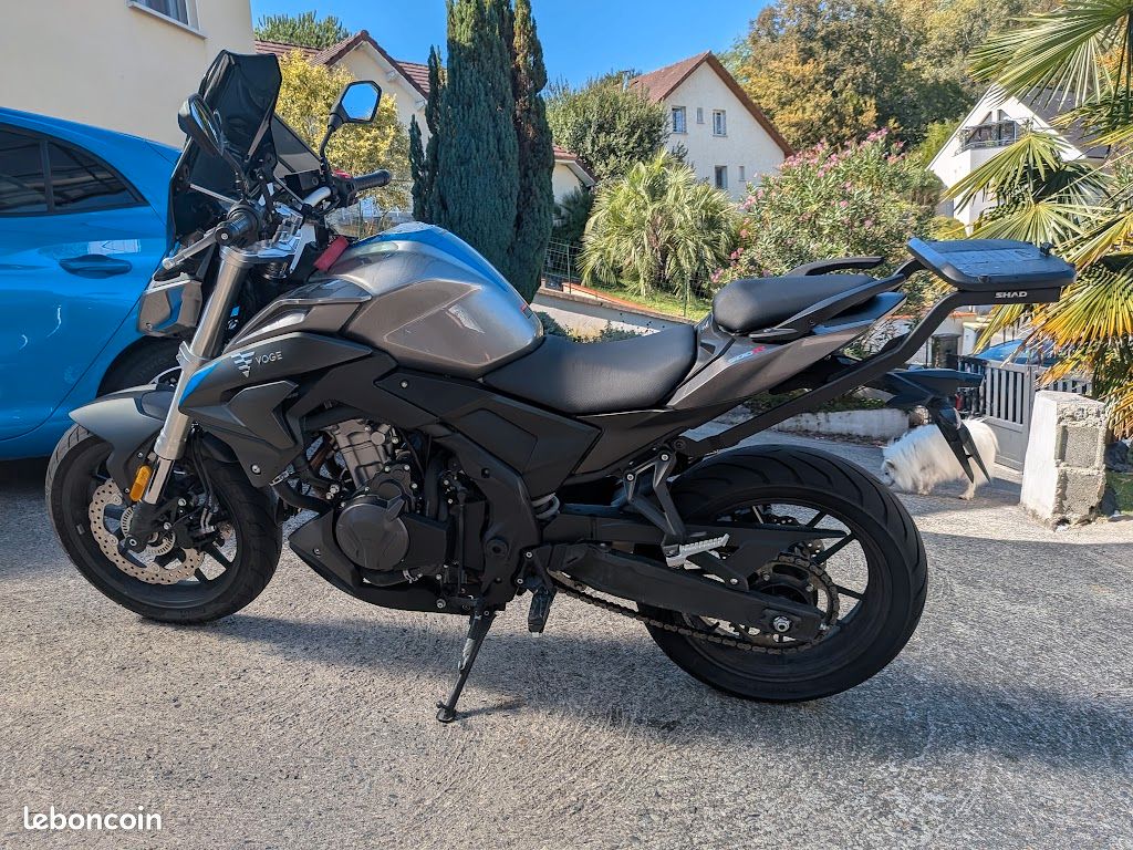 Voge 500 R ABS 2023 + top case (image 2)