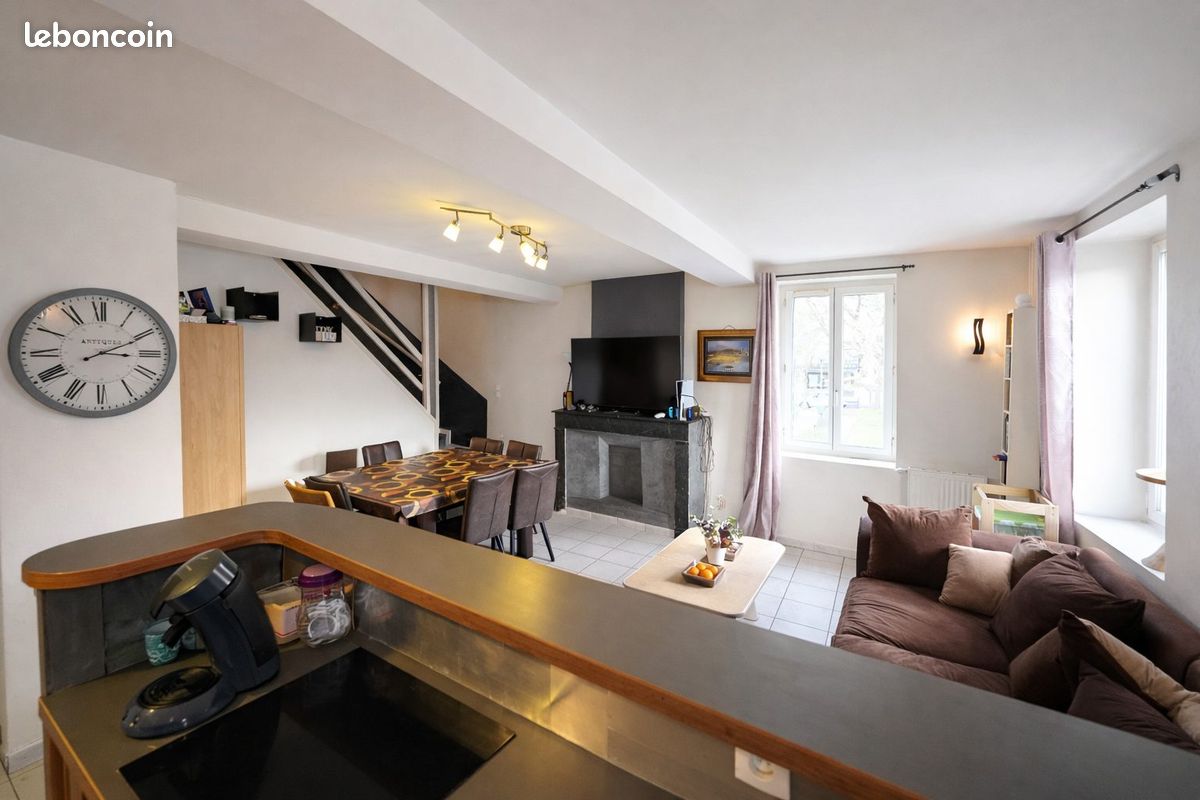Appartement 5 pièces 100 m² · à Sérézin-du-Rhône · 100 m² · 175 000 €