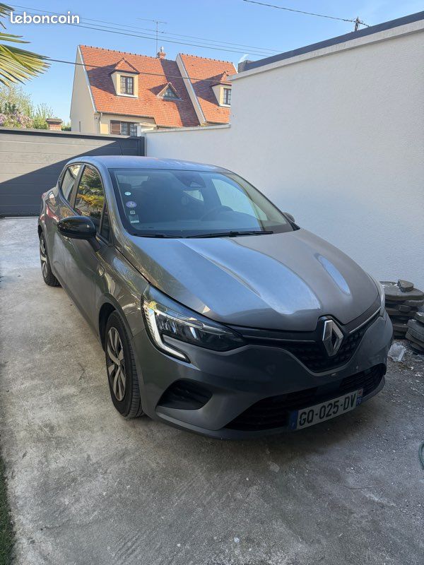 Clio 5 hybride faible kilométrage (image 1)