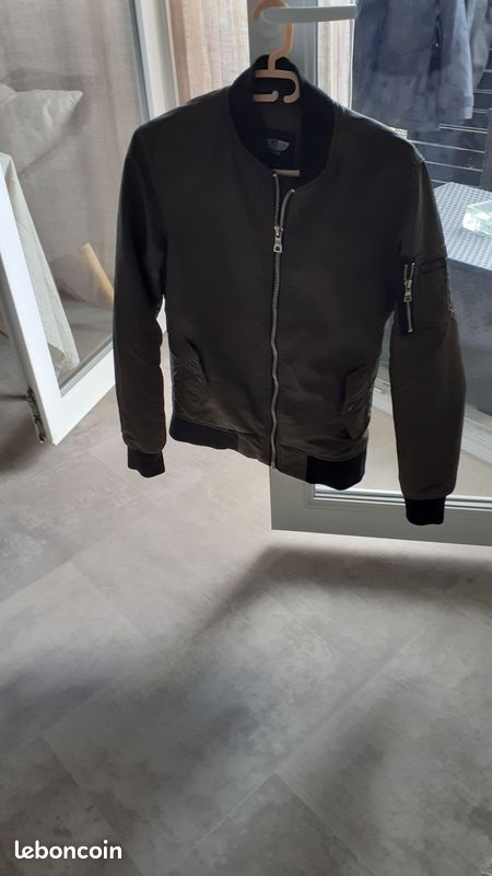 Veste taille s prix à debattre (image 9)