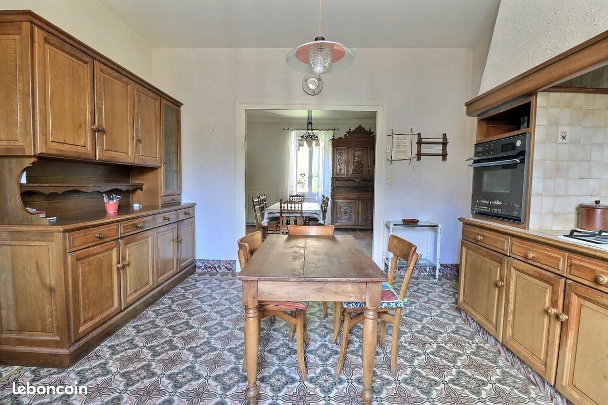 Maison 7 pièces 146 m² · à Cluny · 146 m² · 250 000 €