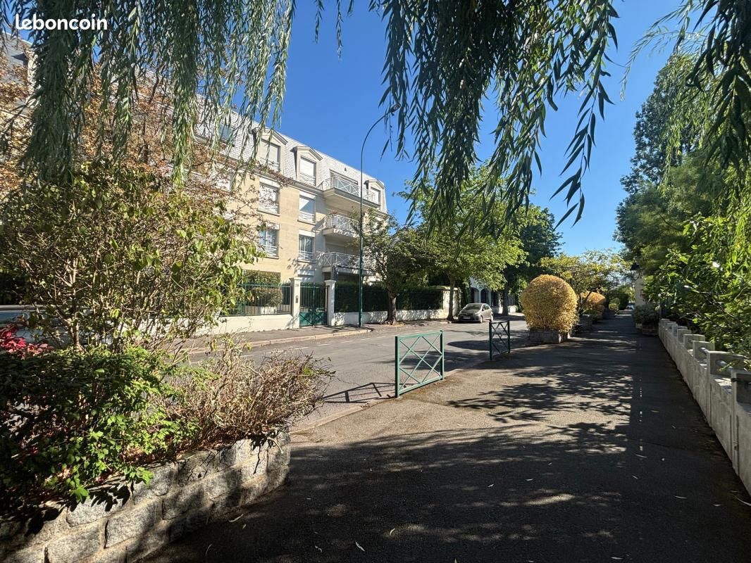 Appartement 2 pièces 56 m² · à Nogent-sur-Marne · 56 m² · 1 330 €