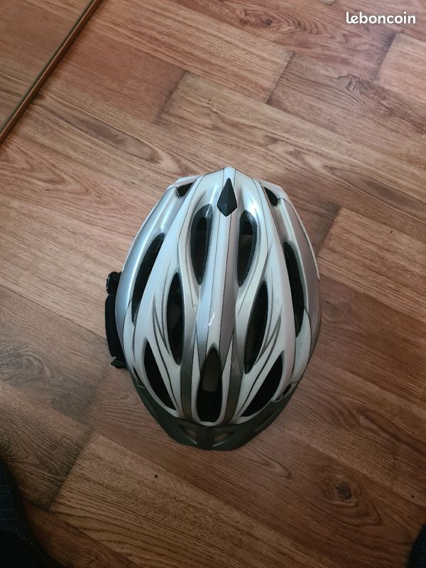 Casque velo ou vtt neuf (image 1)