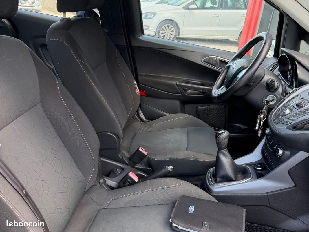 FORD B-MAX 1.0 EcoBoost 100 SS Trend (image 26)