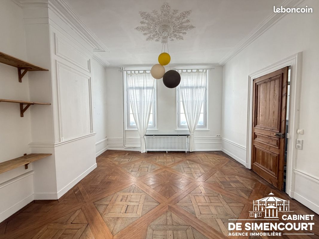 Maison 7 pièces 151 m² · à Amiens · 151 m² · 588 000 €