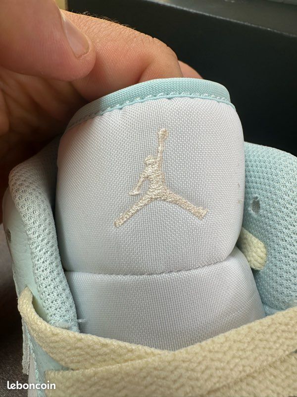 Air Jordan 1 low (image 3)